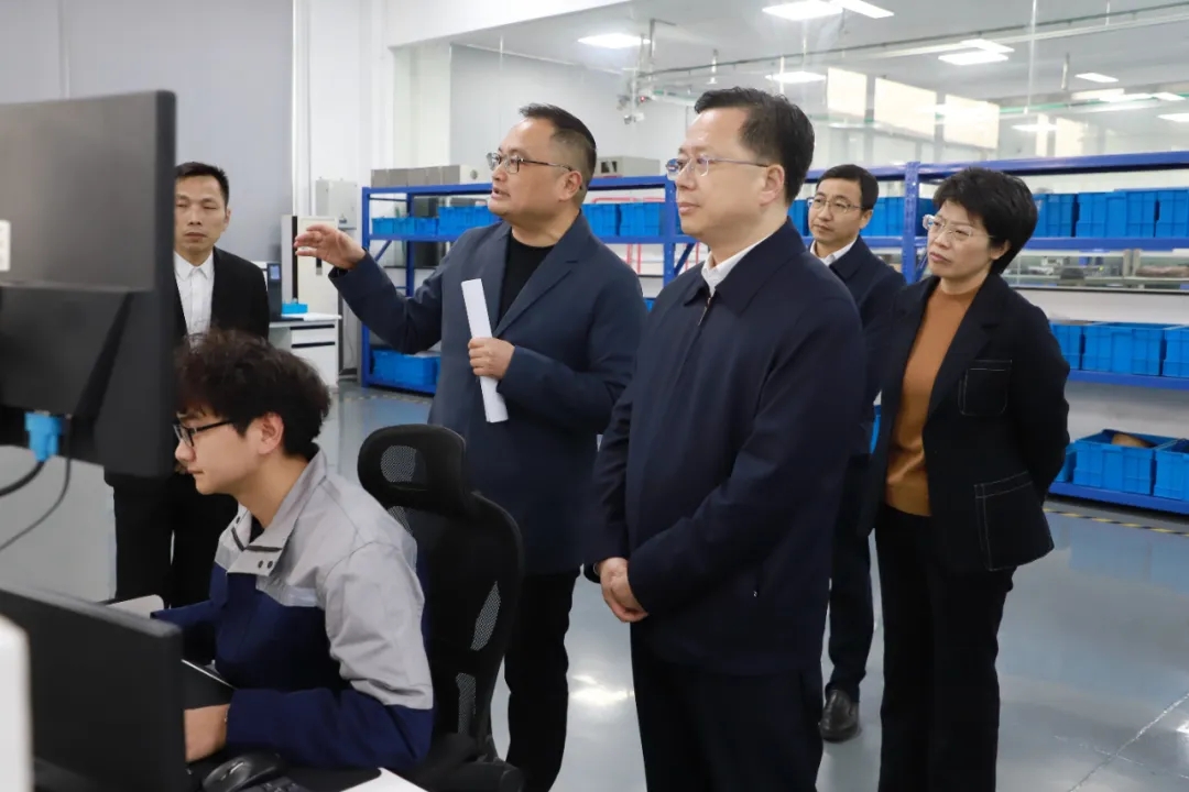 1765247377321913.jpg 640.webp.jpg